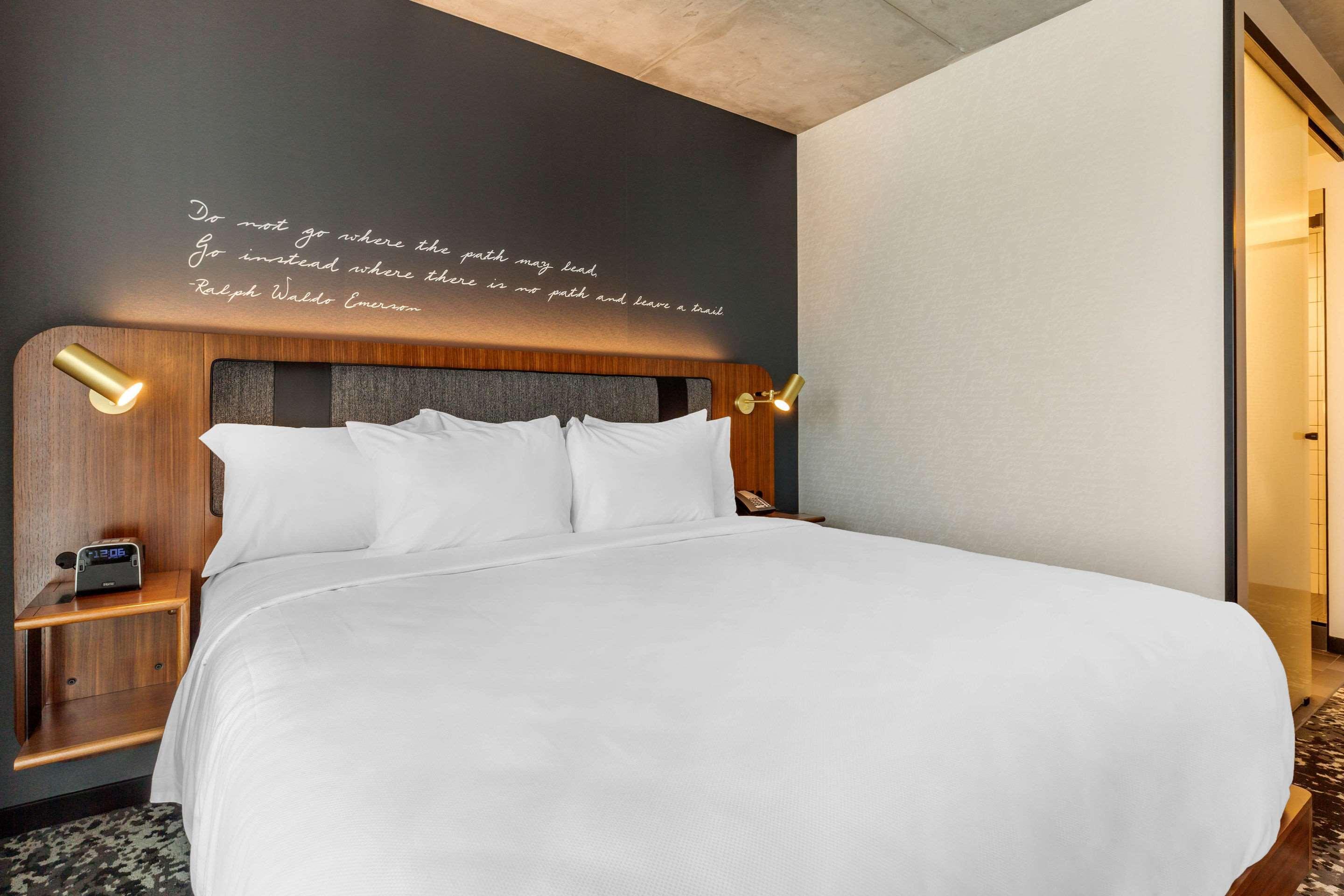 Cambria Hotel Boston Downtown - Seaport Extérieur photo
