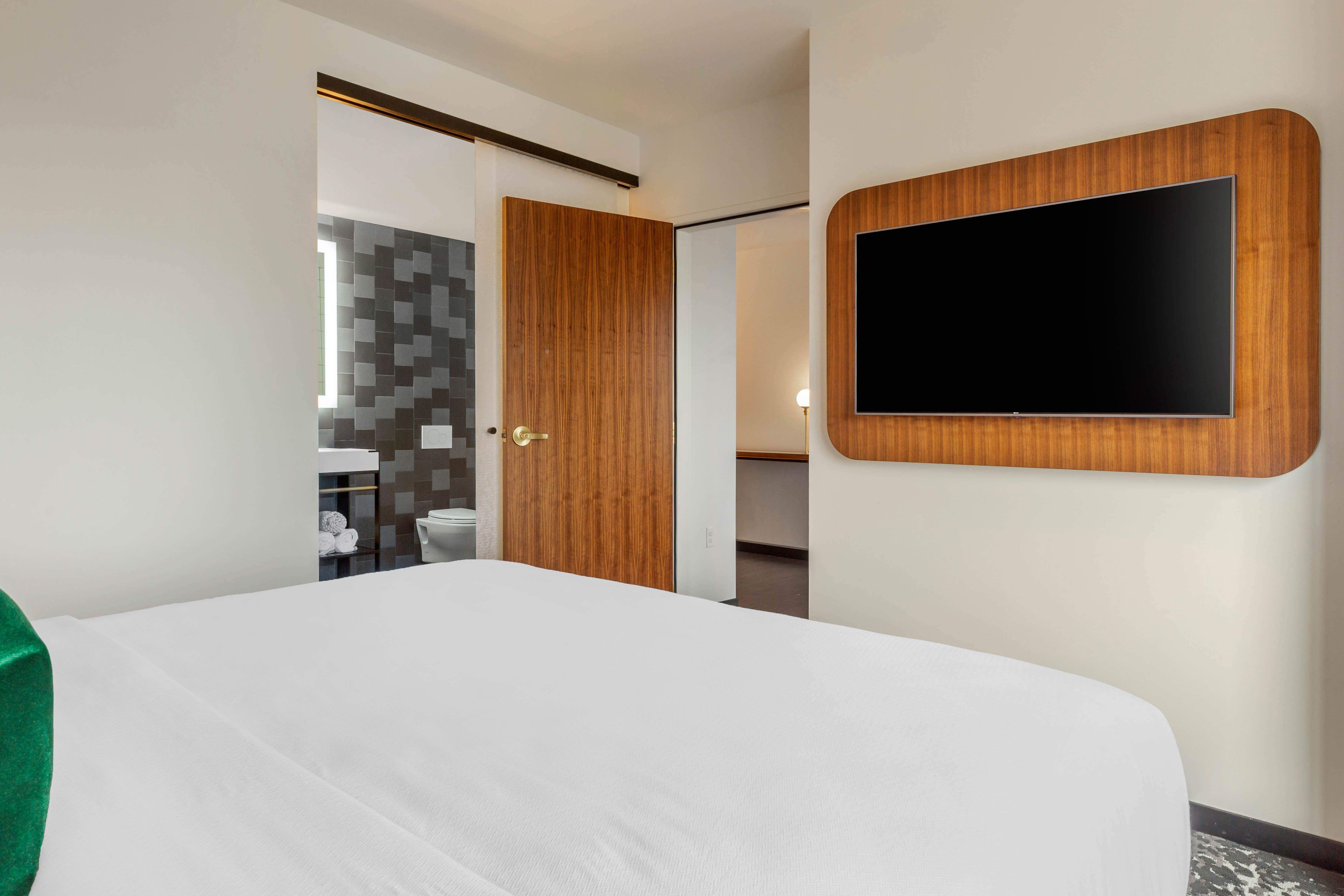 Cambria Hotel Boston Downtown - Seaport Extérieur photo