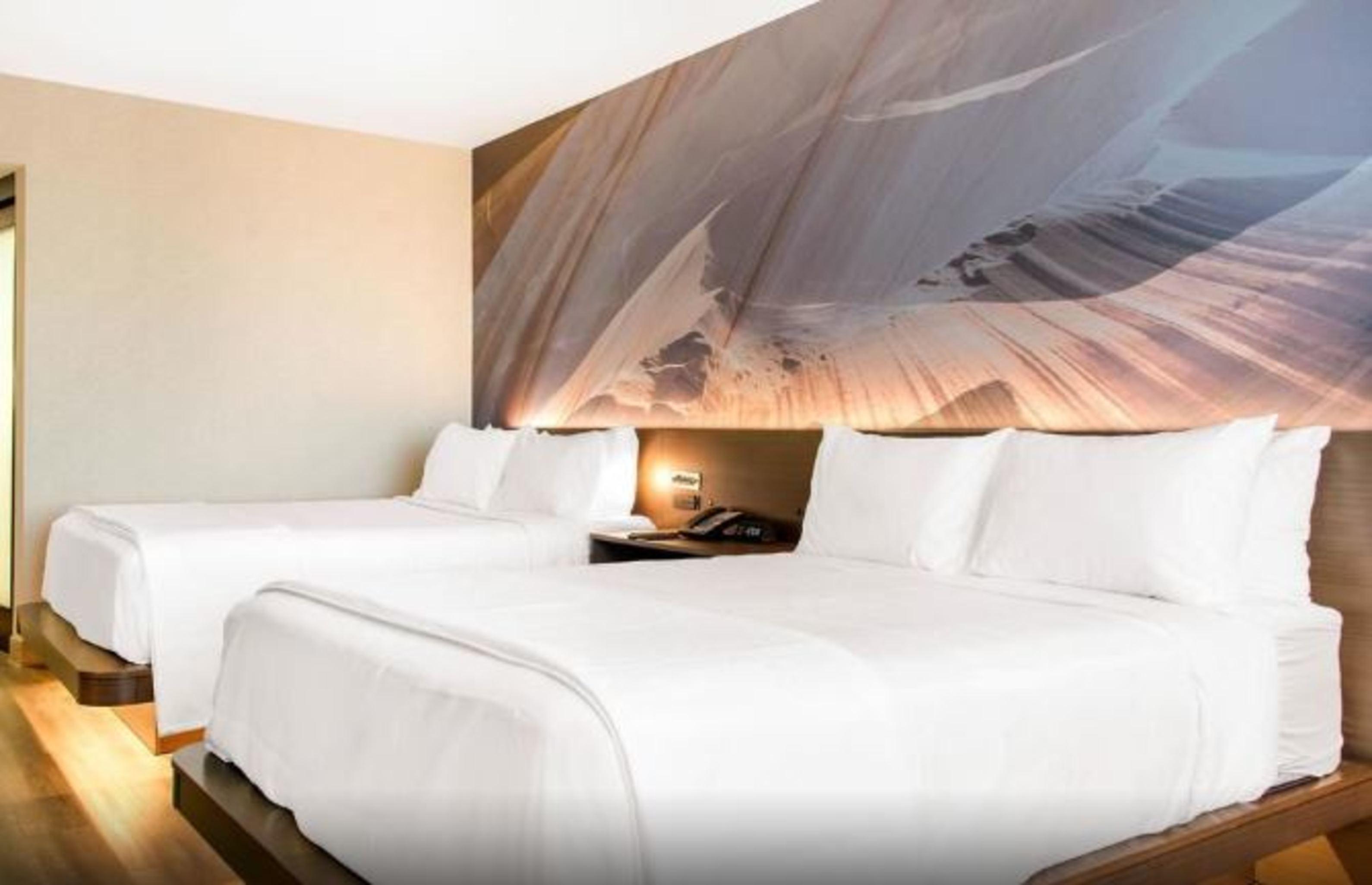 Cambria Hotel Boston Downtown - Seaport Extérieur photo
