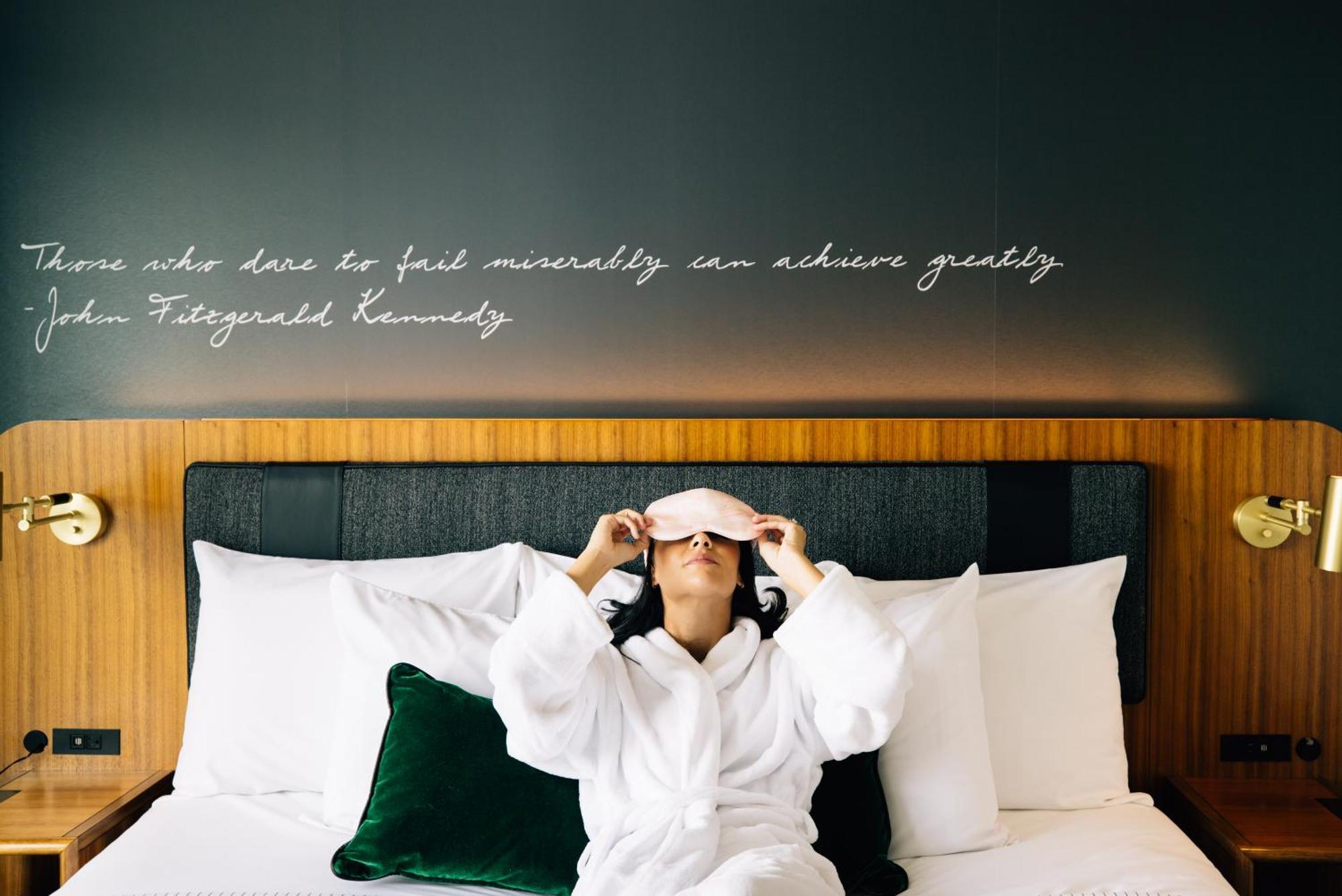 Cambria Hotel Boston Downtown - Seaport Extérieur photo
