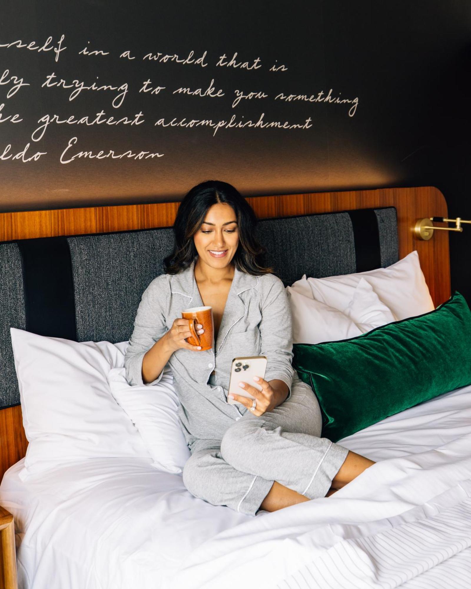 Cambria Hotel Boston Downtown - Seaport Extérieur photo