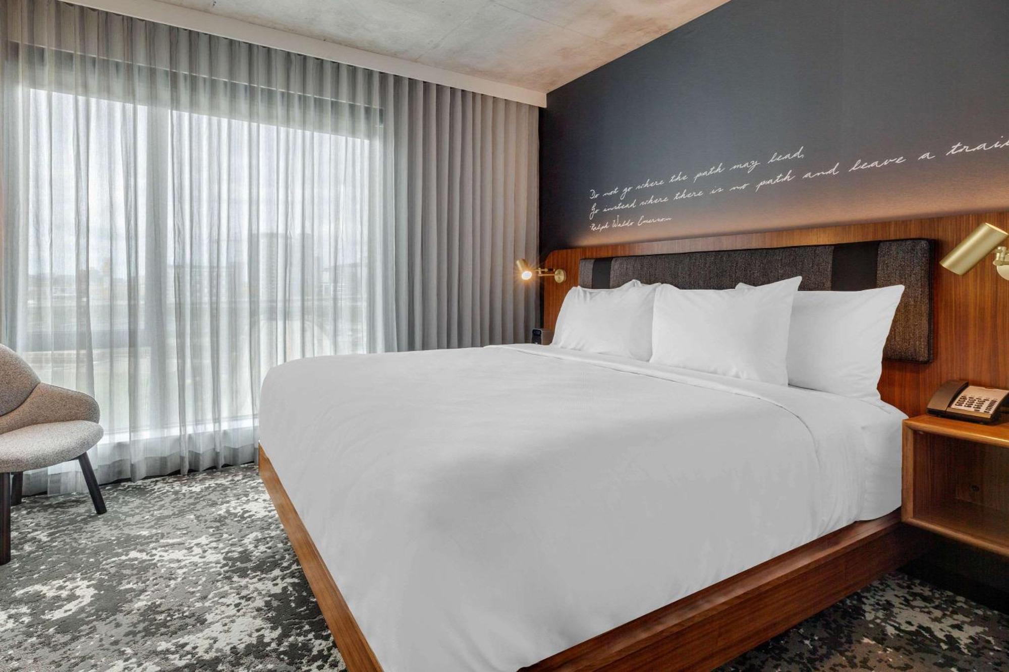 Cambria Hotel Boston Downtown - Seaport Extérieur photo